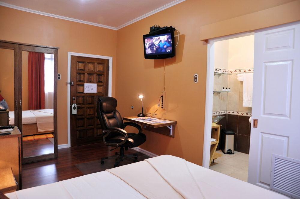Culture Crossroads Inn Port of Spain Exteriér fotografie