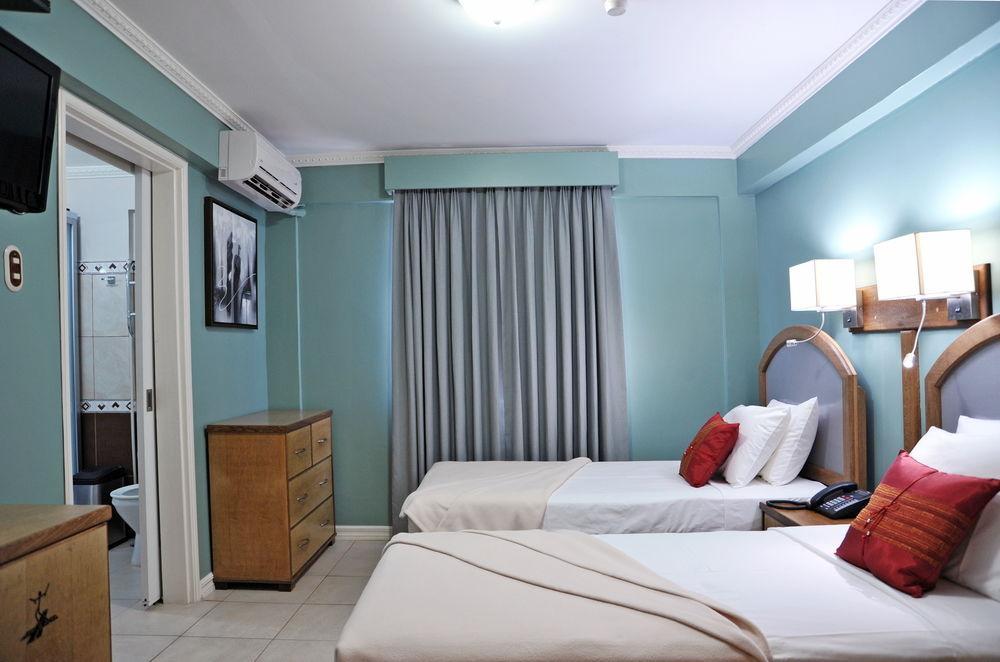 Culture Crossroads Inn Port of Spain Exteriér fotografie