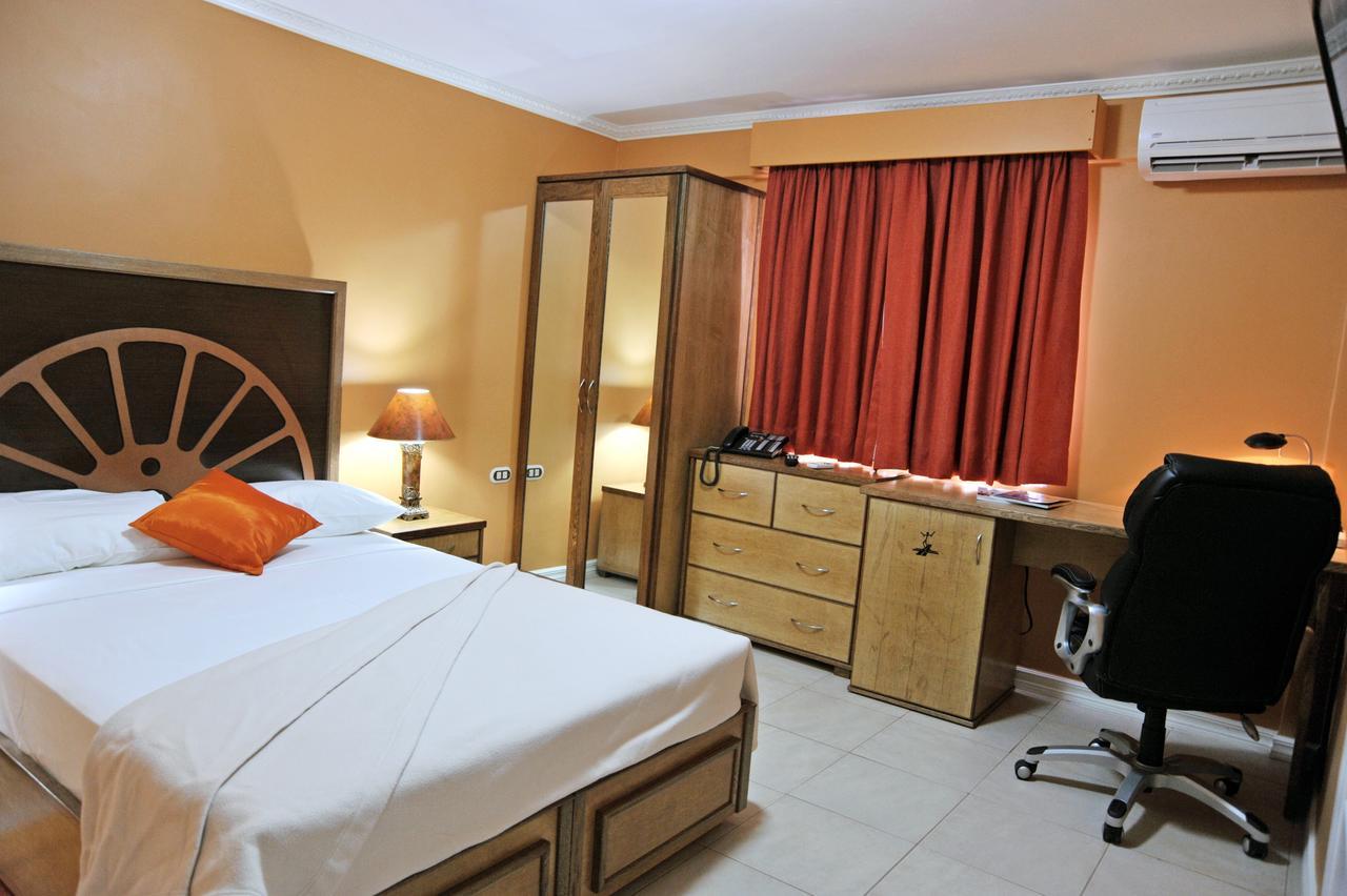 Culture Crossroads Inn Port of Spain Exteriér fotografie